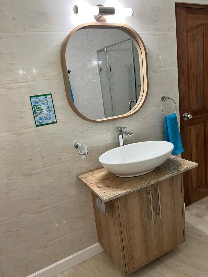 Western Ocean Breeze Self Catering Victoria Kültér fotó